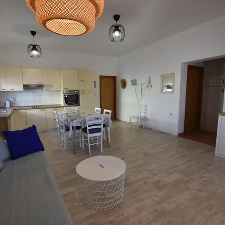 House Reful Donje Selo